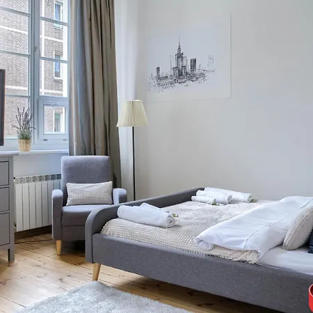 Corolla Nowy Swiat 52 Stare Miasto * Varsovia