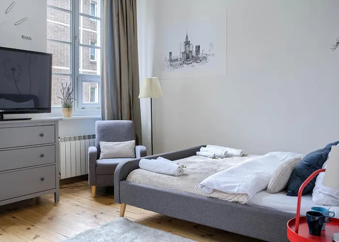 Corolla Nowy Swiat 52 Stare Miasto * Varsovie