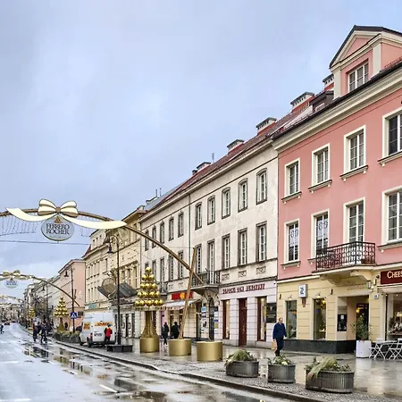 Corolla Nowy Swiat 52 Stare Miasto *