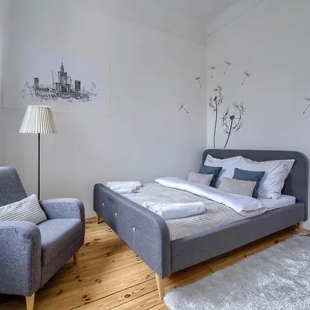 Corolla Nowy Swiat 52 Stare Miasto * Warsaw